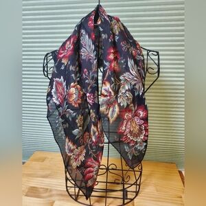 Women's polyester scarf